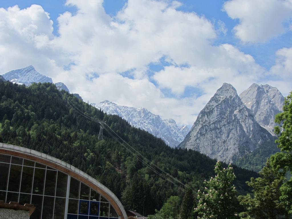 Ferienhaus Heimhof Garmisch-Partenkirchen Luaran gambar